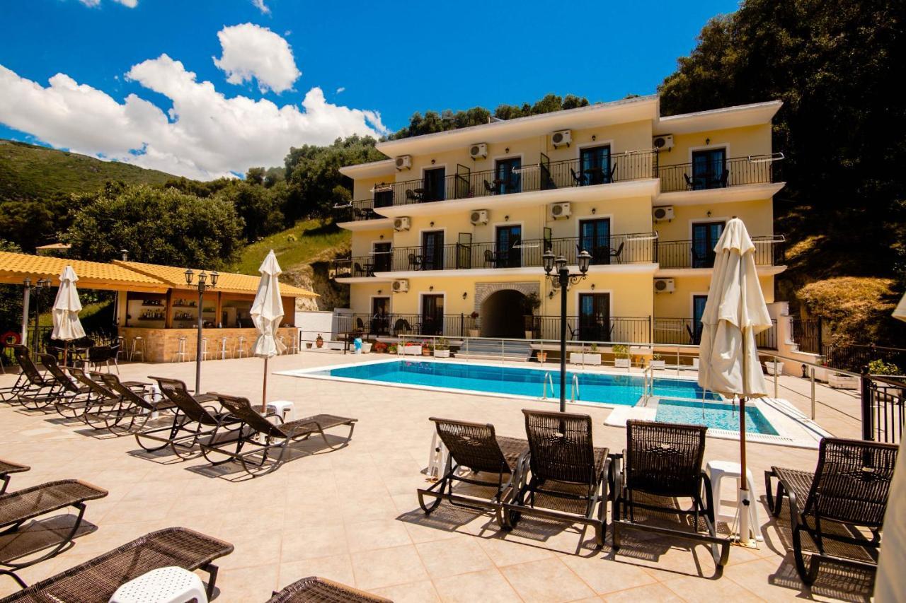Aparthotel Petrino 4*